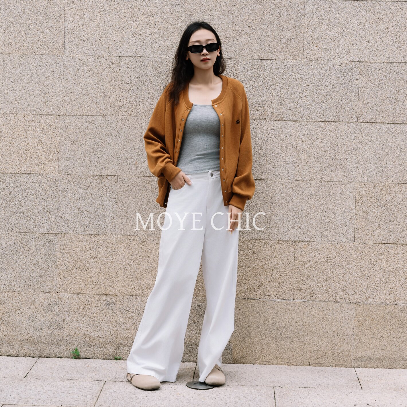 秋季韩版百搭单排扣棒球服短外套女圆领夹克上衣琥珀流光卫衣开衫