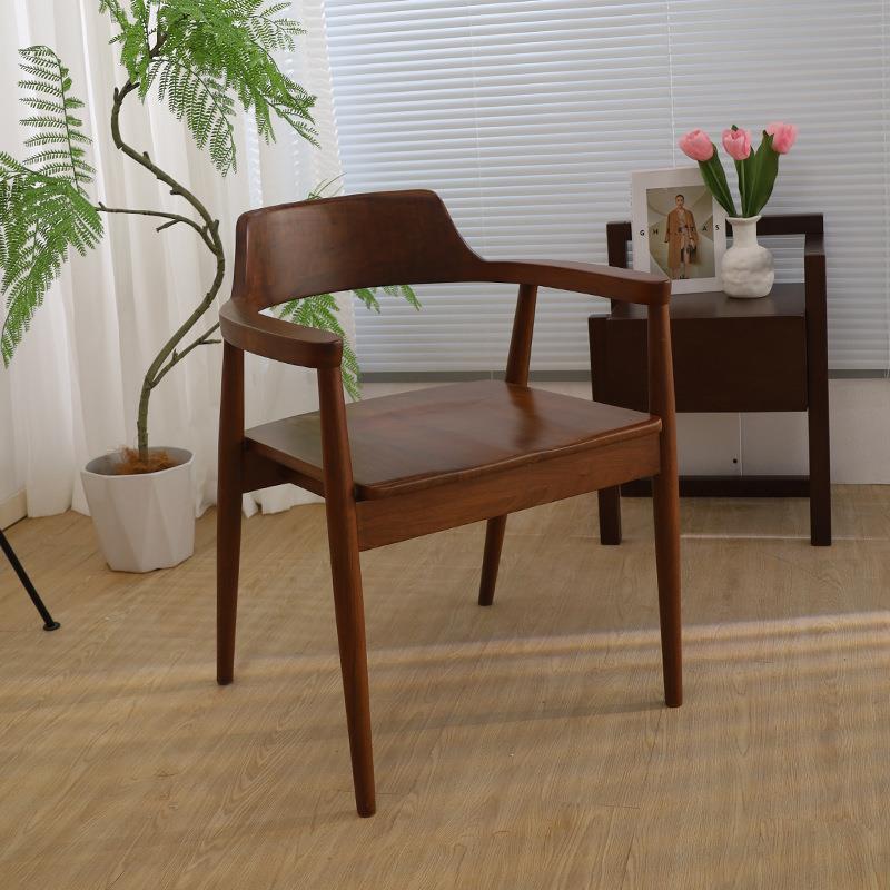 胡桃木椅子实木餐椅广岛椅北欧扶手黑胡桃休闲书椅客餐厅靠背餐椅