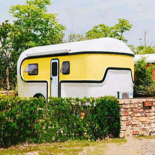 未来舱小型露营房车景区户外牵引式餐饮车营地旅游拖挂旅居房车