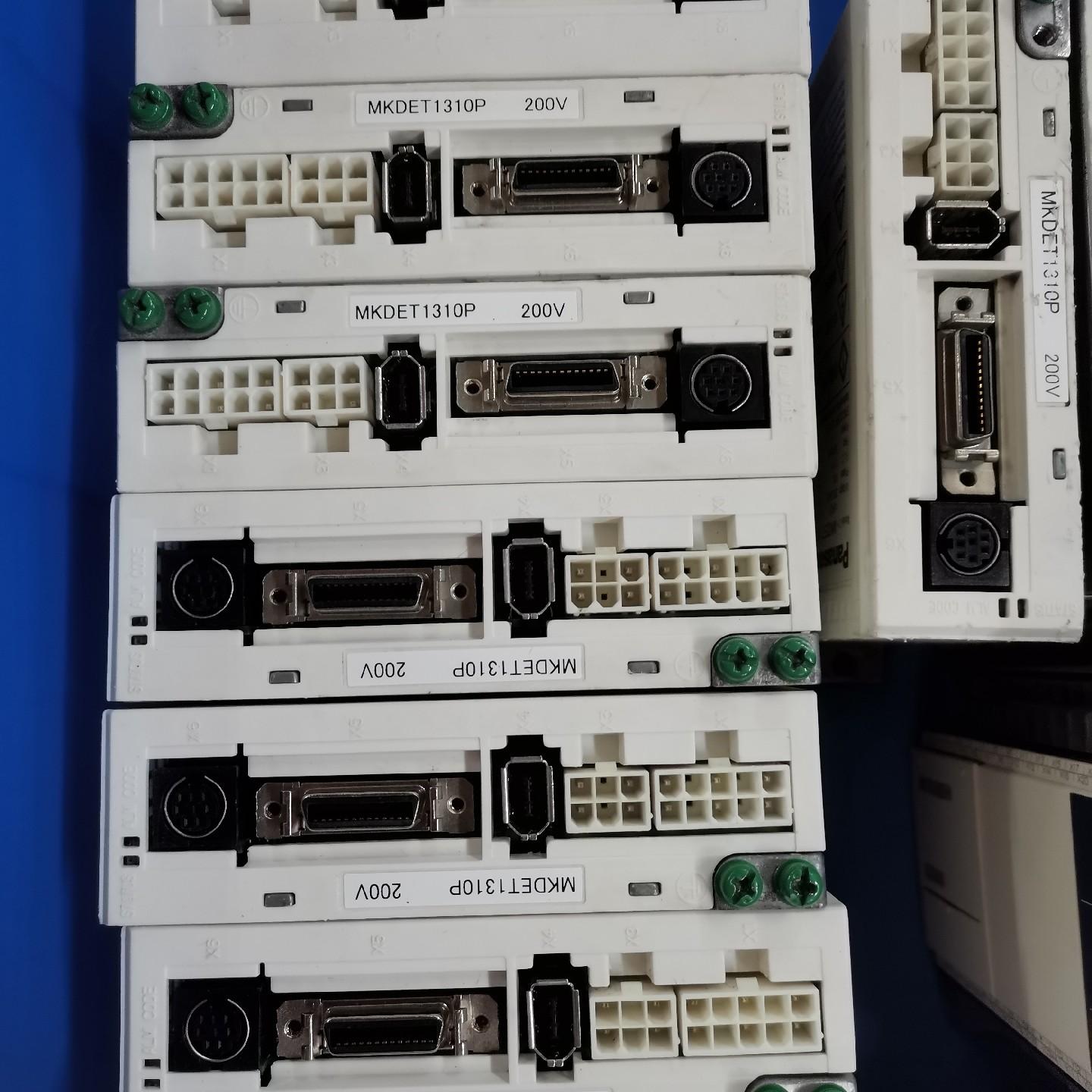 MKDET1310P 松下伺服驱动器 0.2KW 200V 工控自动化配件议价维修