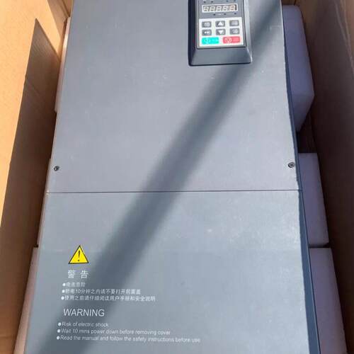 DLB2-0045T4G 变频器 45KW 东菱工控调速装置议价维修