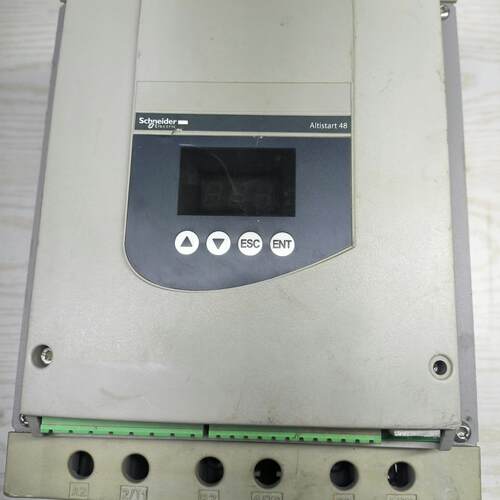 ATS48D88Q 软启动器 88A电流 48系列工控配件议价维修
