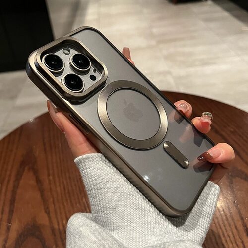 适用iphone16pro手机壳哑光
