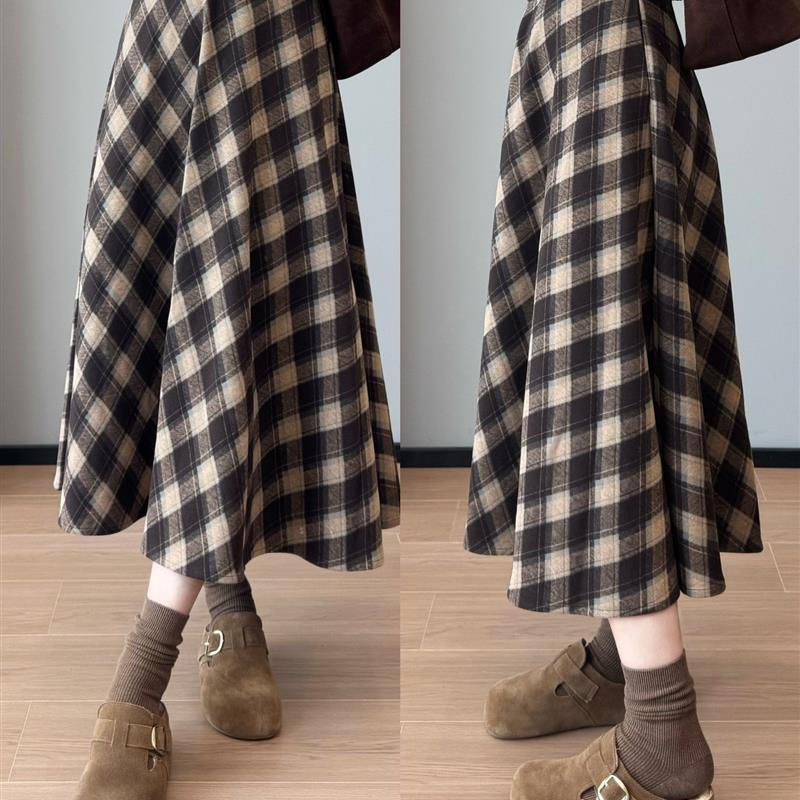 复古气质~遮跨显瘦气质松紧高腰半身伞裙格纹毛呢女25秋冬G102818