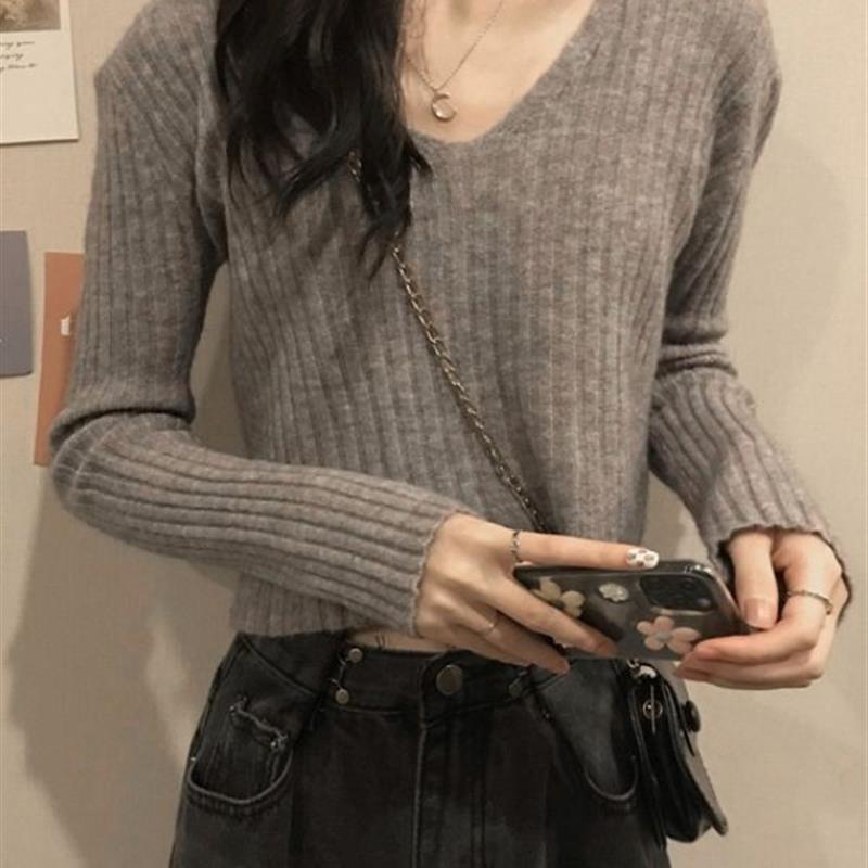 短款内搭打底衫女秋冬季韩系设计感小众感套头v领针织衫上衣