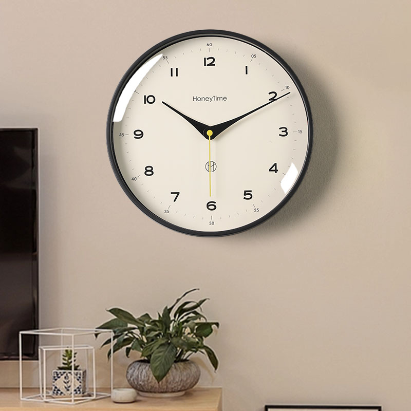 honeytimeABS塑料简约圆形挂钟