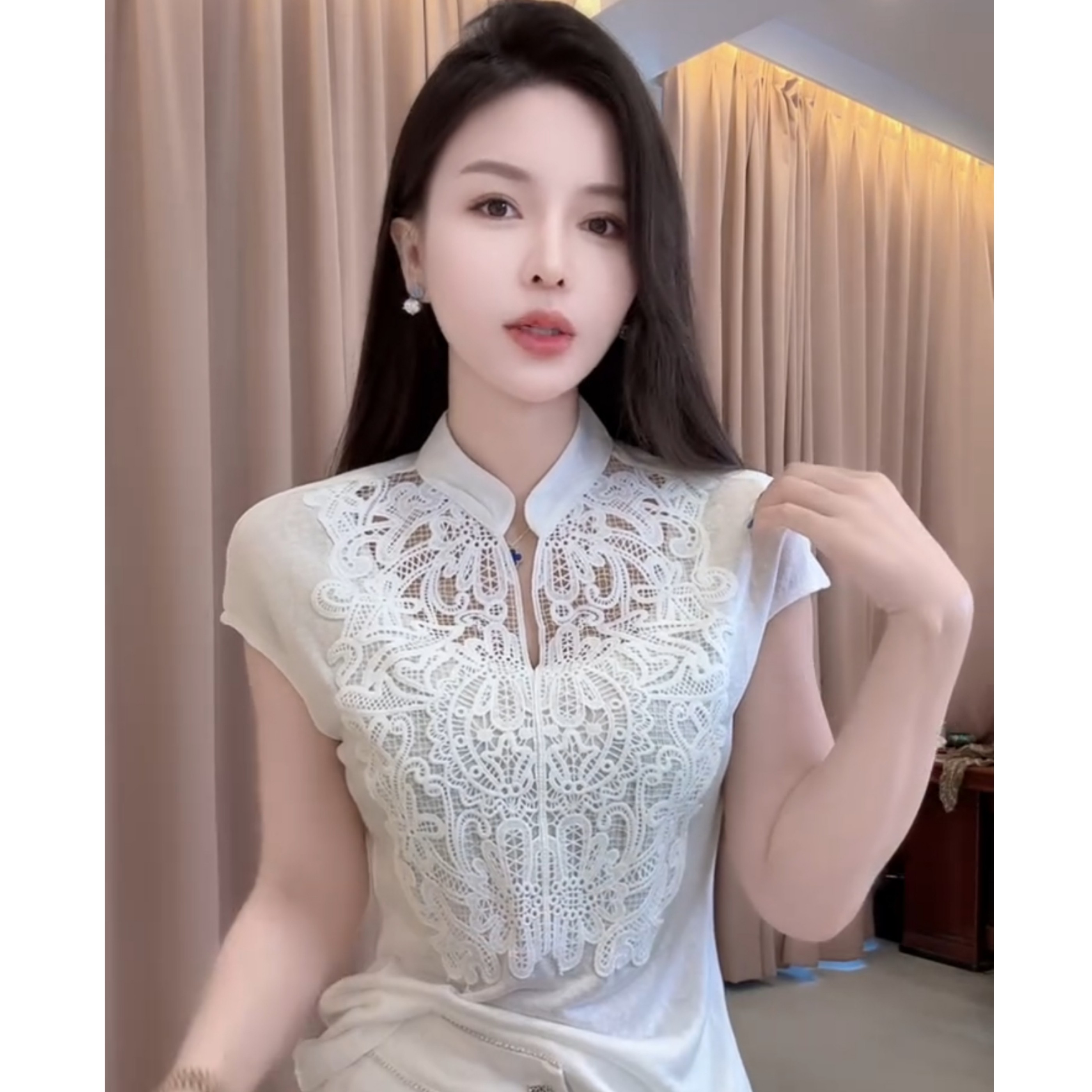 2026夏季新款白色蕾丝镂空立领短袖衬衫女夏季透视上衣高级感优雅