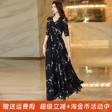 2025年春夏秋V领印花连衣裙收腰显瘦长裙妈妈款短款小个子沙滩裙