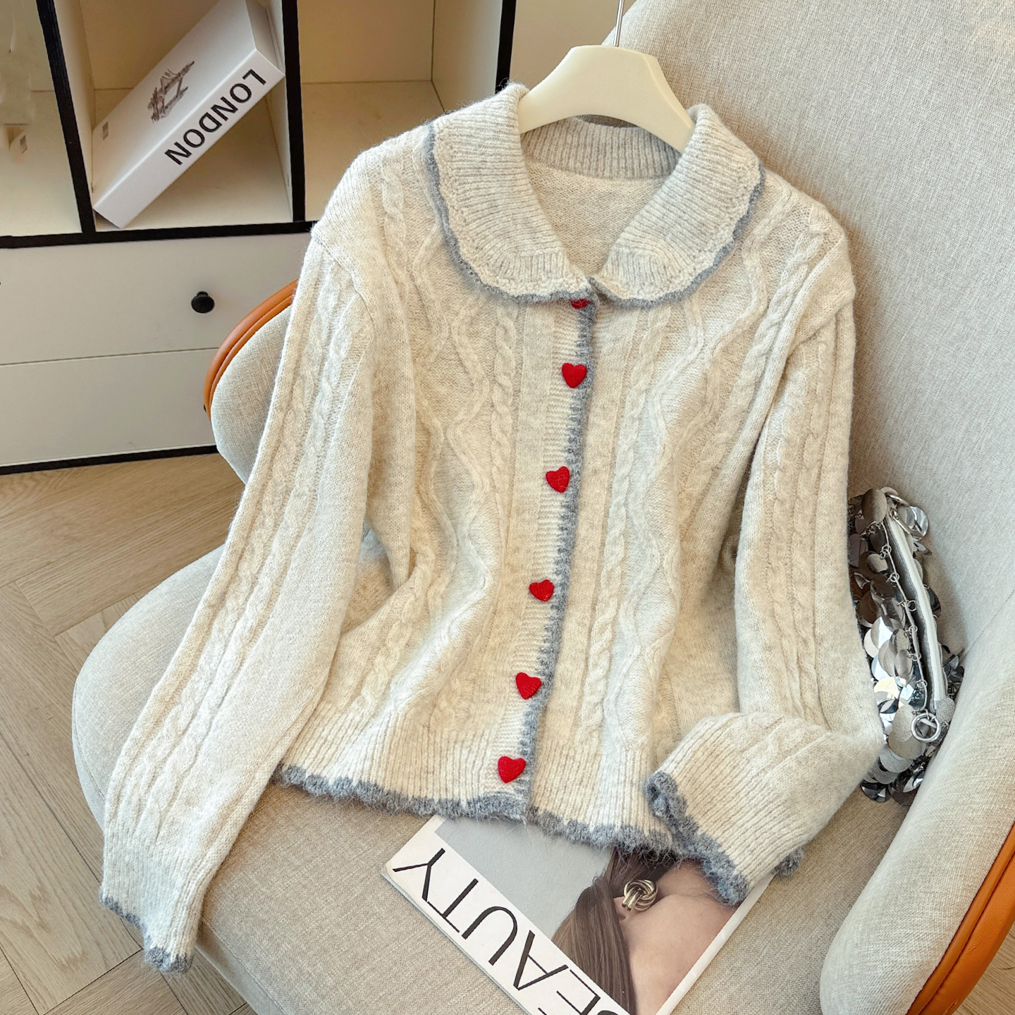 拉夏贝尔韩系慵懒娃娃领针织开衫