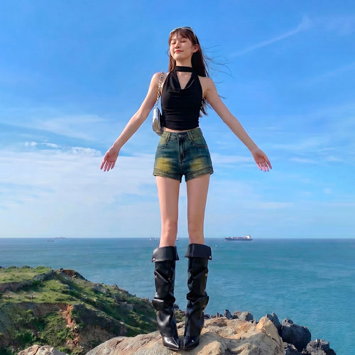 拉夏贝尔深蓝牛仔短裤女2026夏季