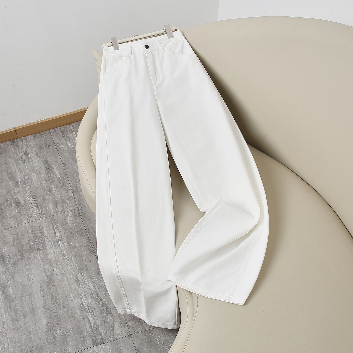 拉夏贝尔阔腿牛仔裤女冬2025新款