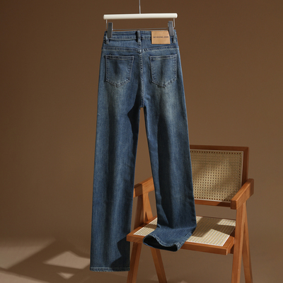 拉夏贝尔蓝色窄版直筒牛仔裤女