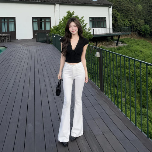 拉夏贝尔复古白色微喇牛仔裤女