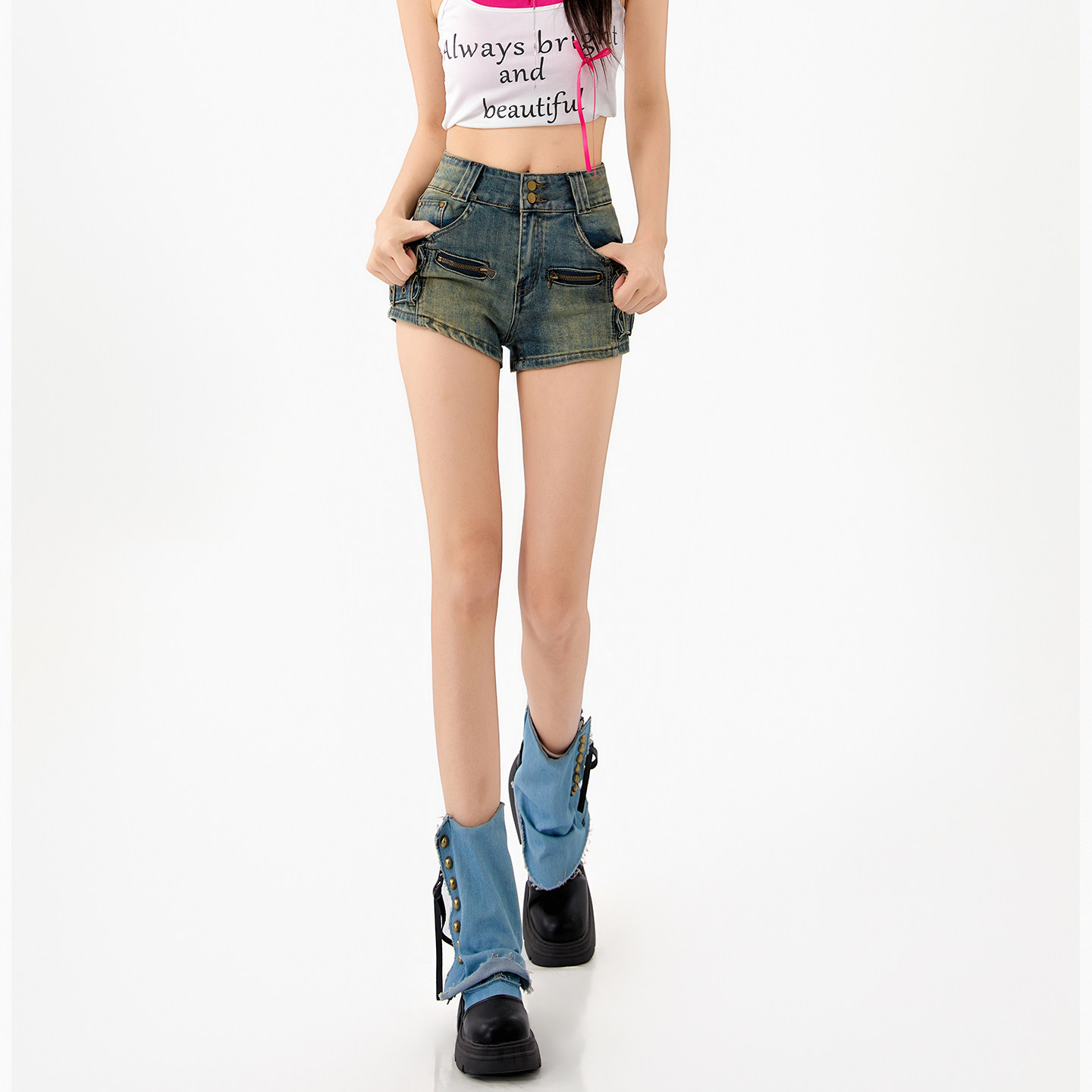 拉夏贝尔深蓝色高腰牛仔短裤女时尚潮流百搭减龄A字工装紧身热裤