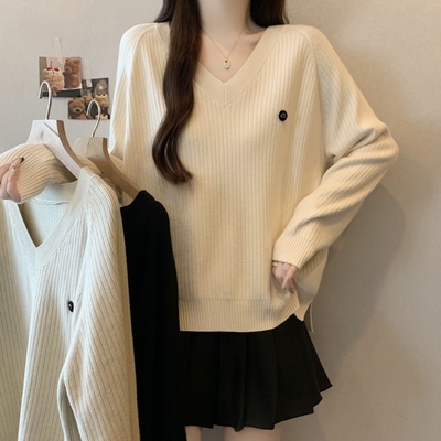 实拍~大码胖mm宽松遮肉显瘦V领针织衫女秋冬减龄内搭打底衫毛衣