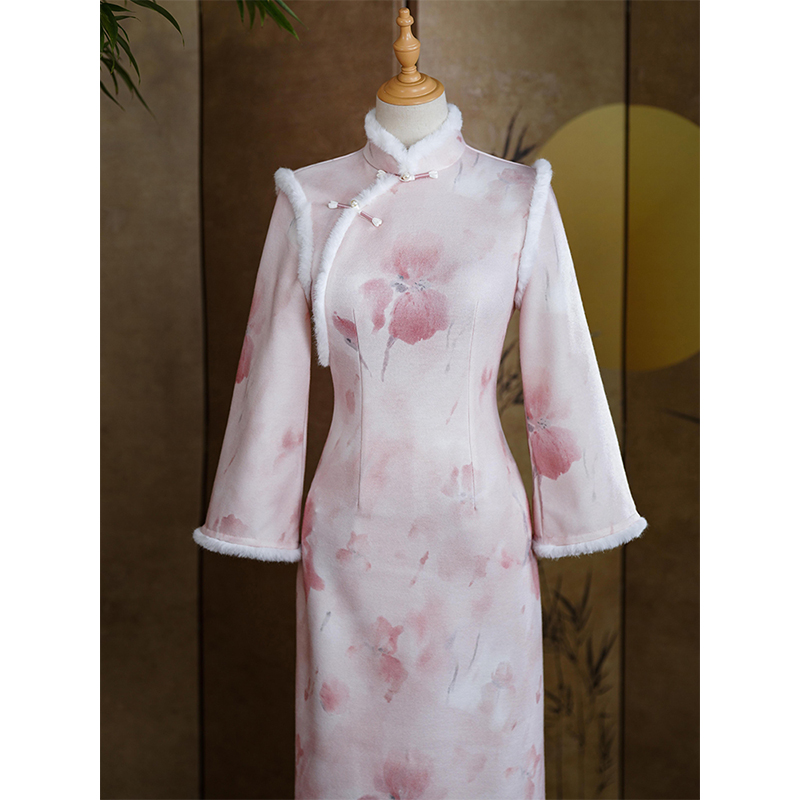 绝美旗袍2025年新款粉色