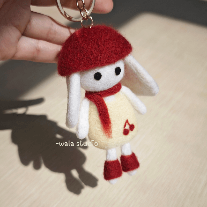 wala原创小红帽兔子挂件垂耳兔拟人羊毛毡装饰挂饰可爱包包钥匙扣