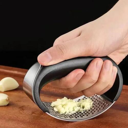 Manual Stainless Steel Garlic Mincer Crusher Press Kitchen F