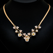 naingirl花朵珍珠项链女金色锁骨链轻奢高级感X8805