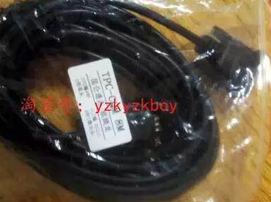 OMRON PLC CQM1H-CPU51数据线 欧姆龙可编程控制器编程电缆下载线