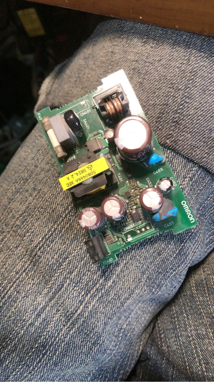 CP1E-E10n20DT40DR-A-D欧姆龙PLC电源iocpu中主板ABB电源ES-V4431