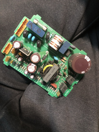 欧姆龙plc电源cpu主板CPM1A2A2AE-60cp1e1lcp1hio板2ah3040cdr-a