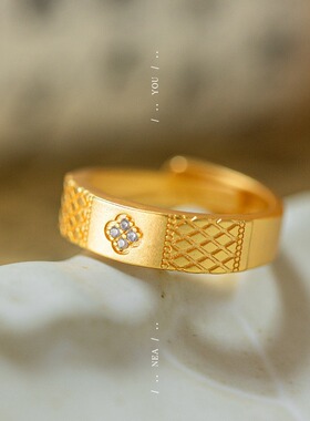 小众高级感冷淡风黄金四叶草戒指古法沙金轻奢四叶草点锡金戒指环