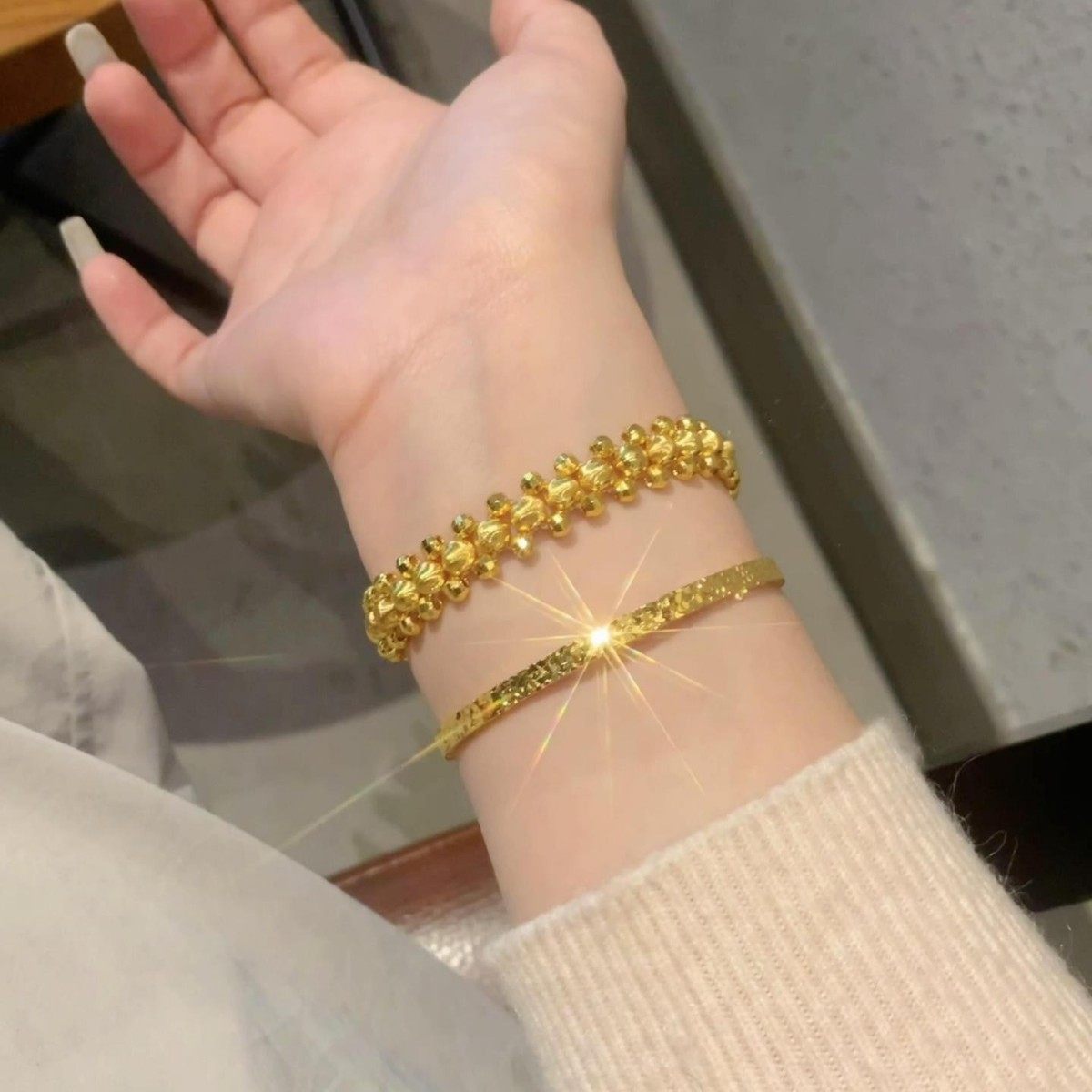 轻奢设计感越南沙金爆闪拉丝猫眼蹦迪珠手链满天星手串送仿真黄金