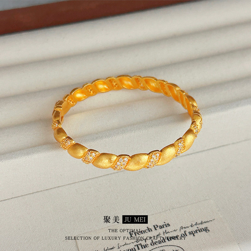 利宫廷中古风麻花缠绕拉丝沙金手镯女轻奢法式叠戴百搭手环