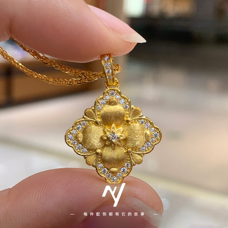 中古意大利拉丝双面点钻四叶草吊坠越南沙金微镶锆石轻奢锁骨链