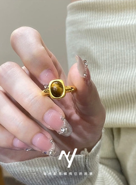 爆款轻奢越南沙金复古小众方块虎眼石活口戒指送仿真黄金闺蜜礼物