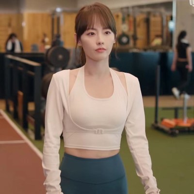 好事成双张嘉倪江喜同款带胸垫瑜伽服女运动上衣高级感高端健身衣