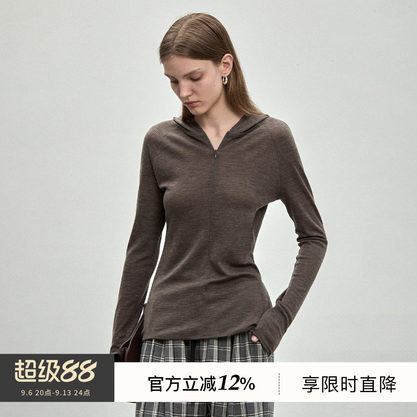 BLUEWEDIAN羊毛连帽拉毛针织衫