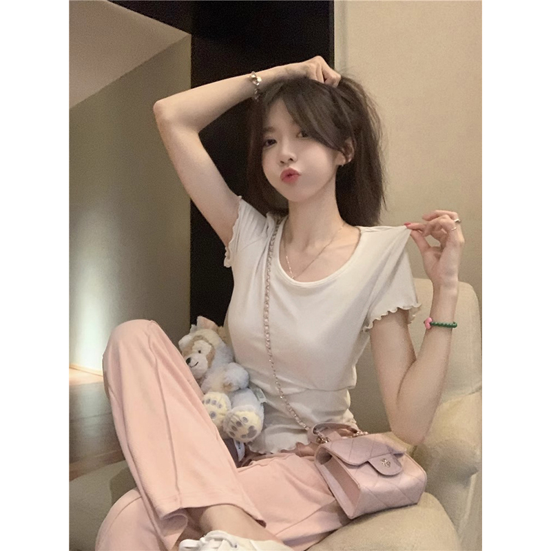 莫代尔木耳边设计感圆领短袖女装