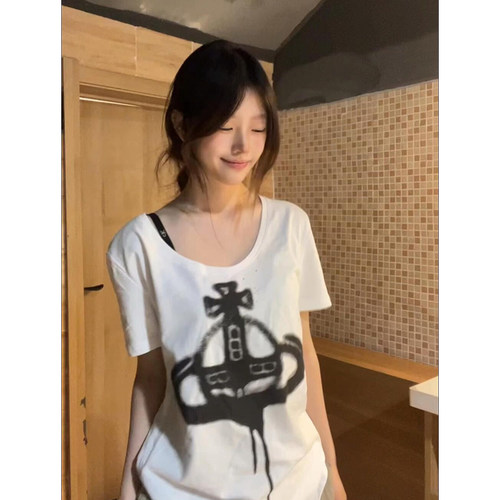 白色大u领宽松土星印花短袖t恤女