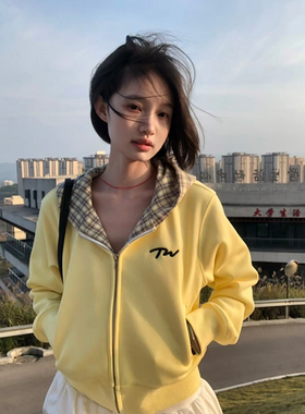 美式复古奶黄色格子拼接连帽卫衣女秋冬加绒加厚开衫短款上衣外套