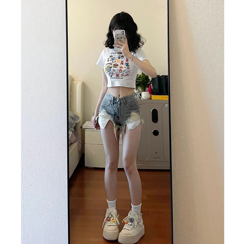 白色短款修身辣妹正肩短袖t恤女
