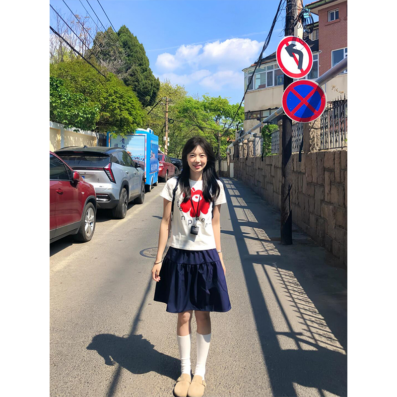 小红花正肩修身短袖t恤女夏上衣