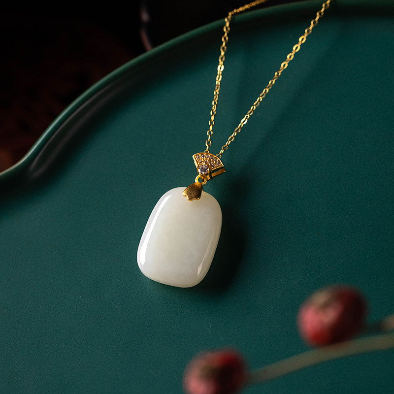 一兴天然和田玉无事牌吊坠女平安项链坠金镶玉复古妈妈礼物生日