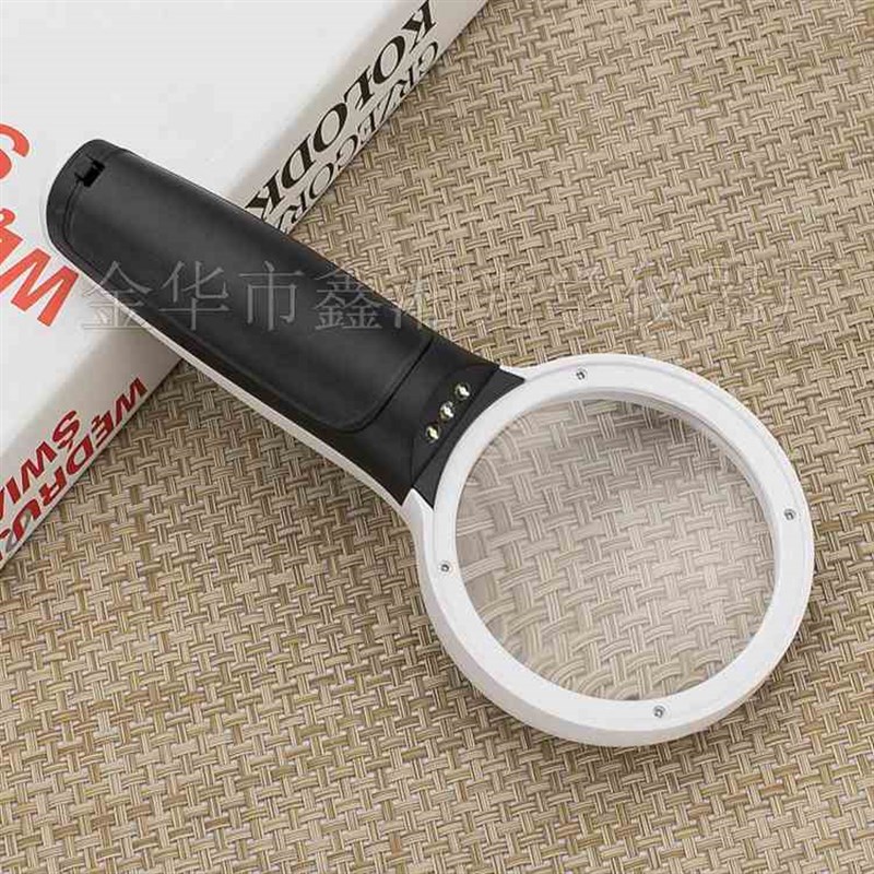 新款双层镜片75mm10倍带三个LED灯手持阅O读高倍放大镜7016