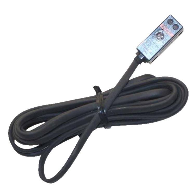 销售光电传感器光电开关PE2-H1T原装正品