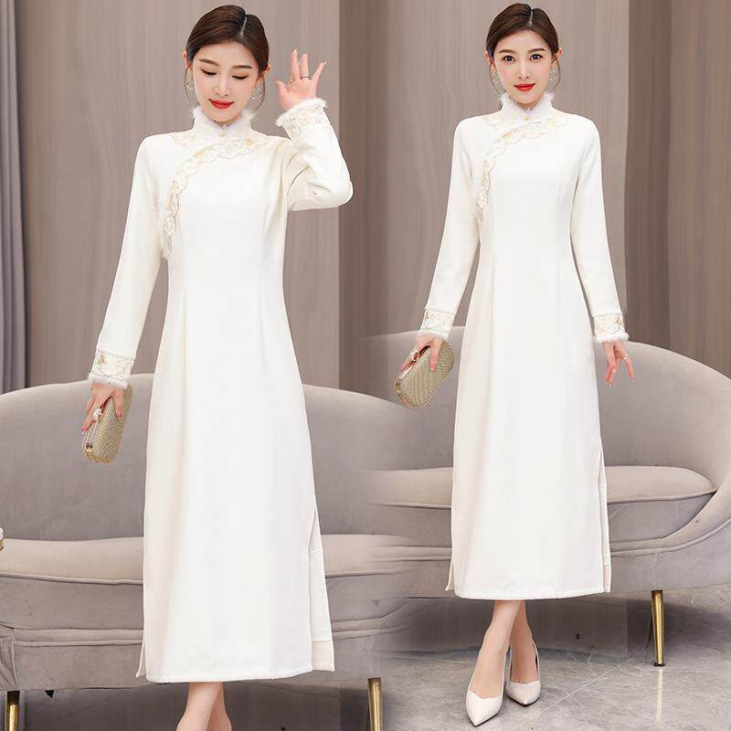 9099实拍2023冬毛呢长裙中国风新中式茶服厚款毛领绣花连衣裙