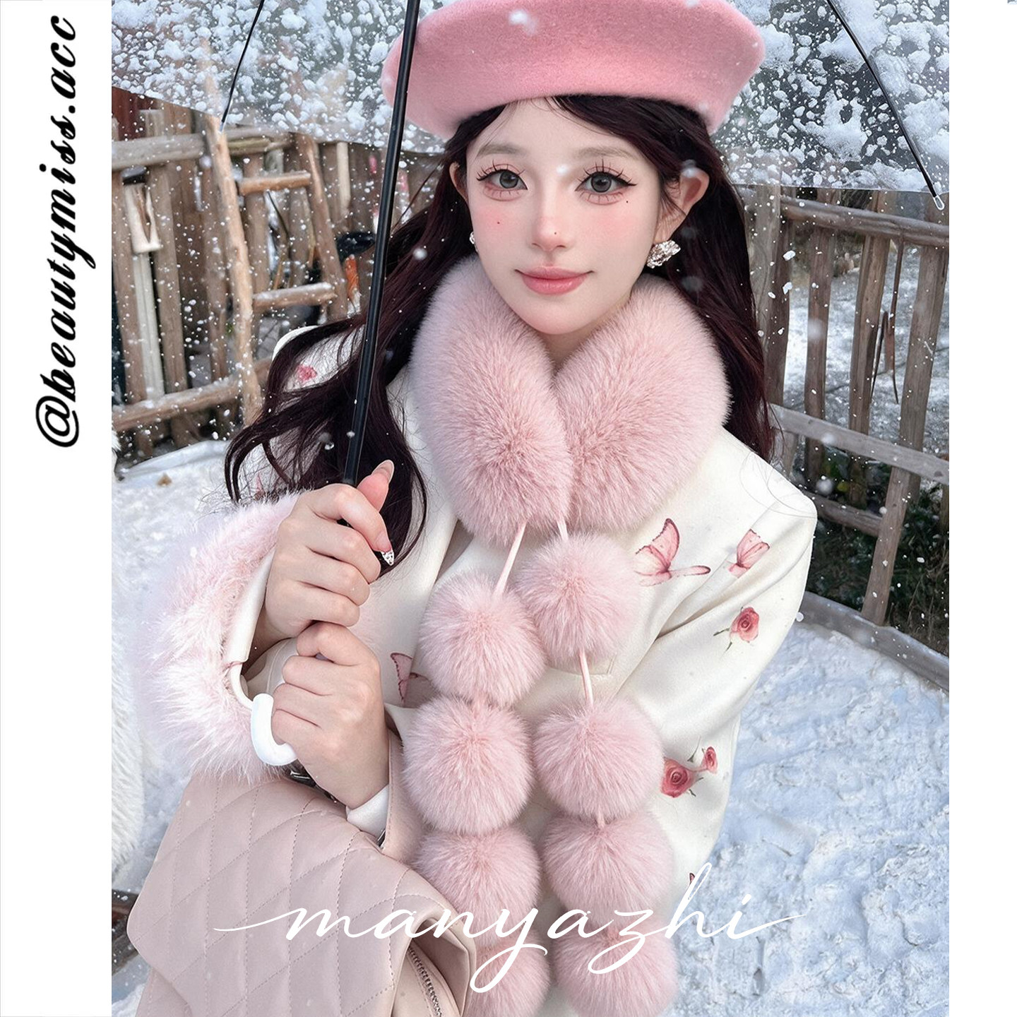 温柔粉色毛球流苏外搭毛领围巾女