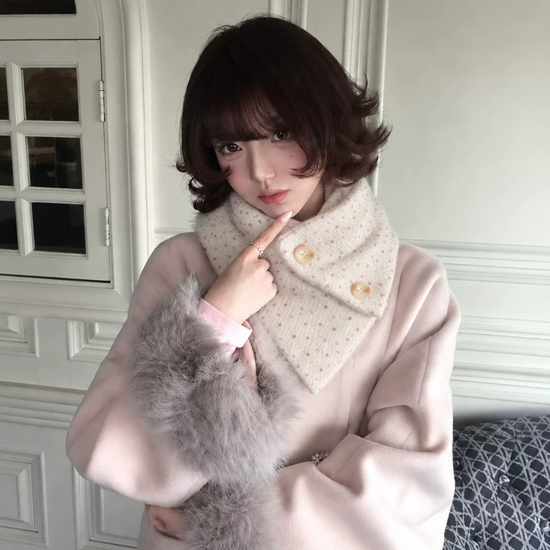 温柔雾感奈奈风波点纽扣护颈围脖