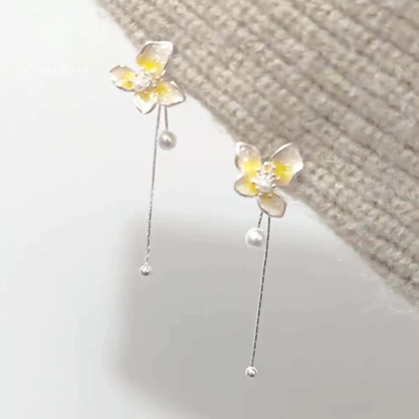 「含香栀楹」黄色栀子花流苏耳钉
