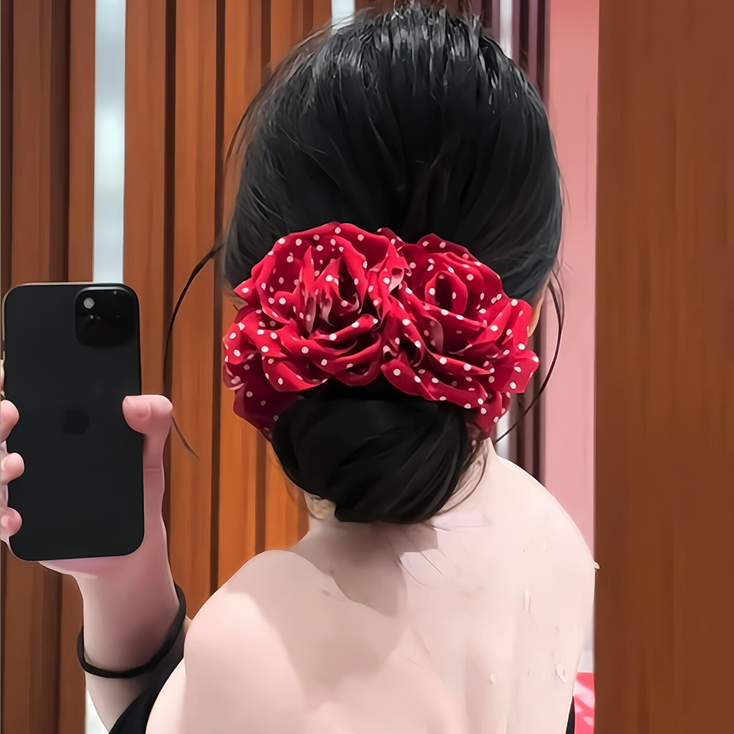 超适合新年的饱满低盘发!显发量