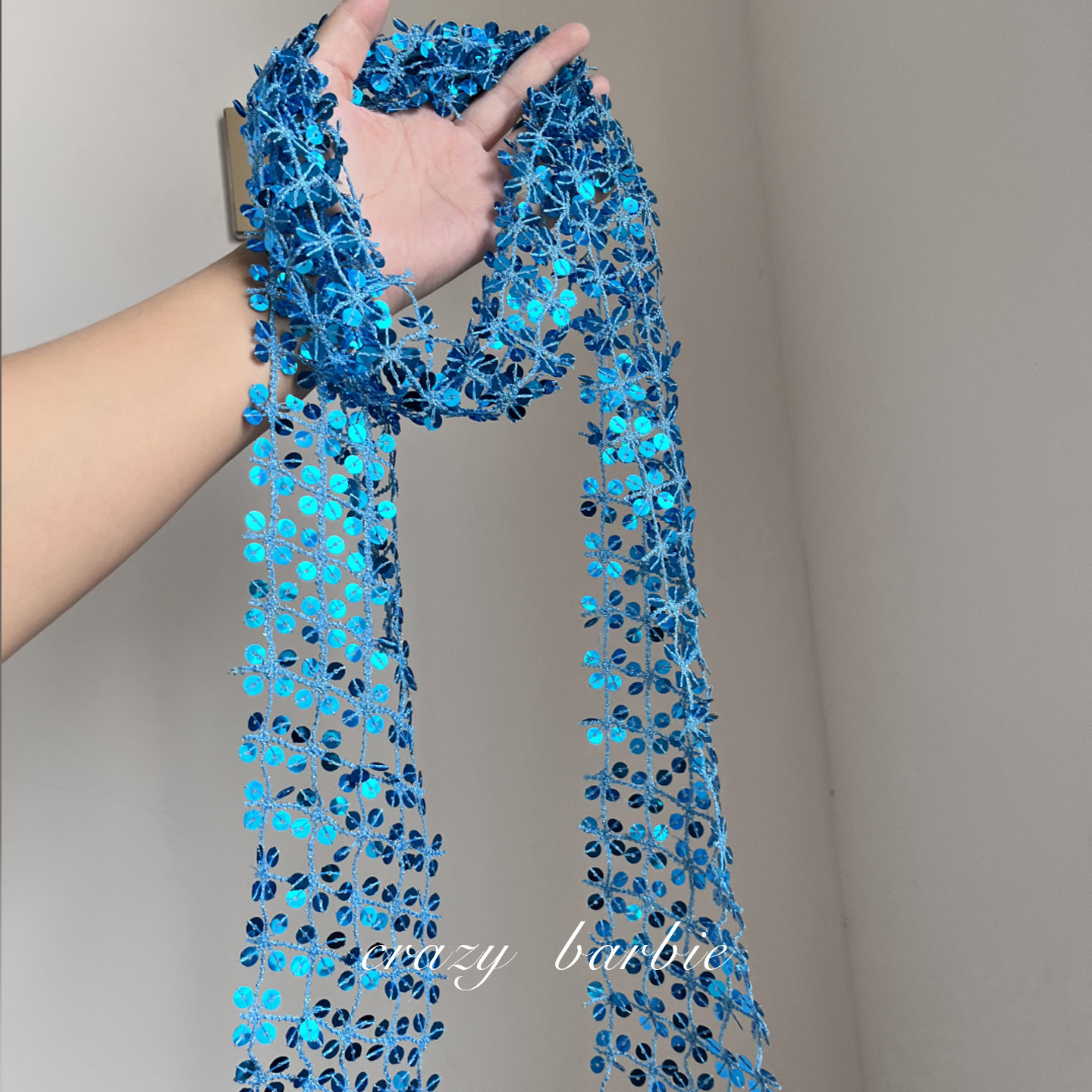 【蓝调时刻】超显白宝蓝色亮片丝巾围巾女百搭装饰新款毛衣链颈链