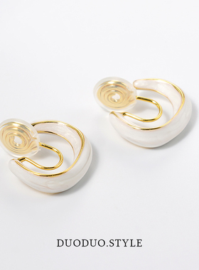 简约百搭白色滴釉不规则环形耳圈耳环女无耳洞蚊香盘耳夹甜美气质