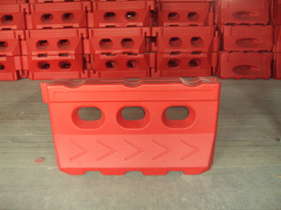 交通设施三孔水马隔离设施防撞设施设施 吹塑3孔