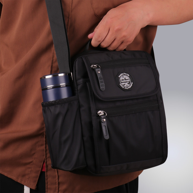 男士斜挎包2025新款手提单肩包